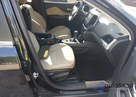 2015 Jeep Cherokee Latitude из США, поврежденный, VIN 1C4PJMCS9FW697173